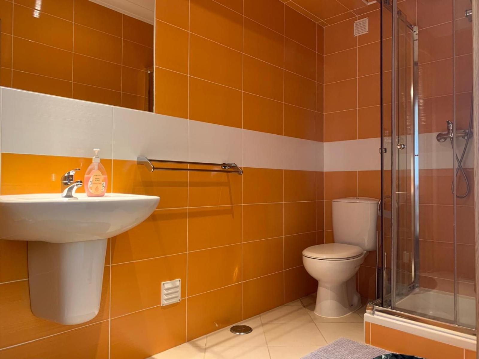 Blue Moon Guesthouse Lagos Ngoại thất bức ảnh