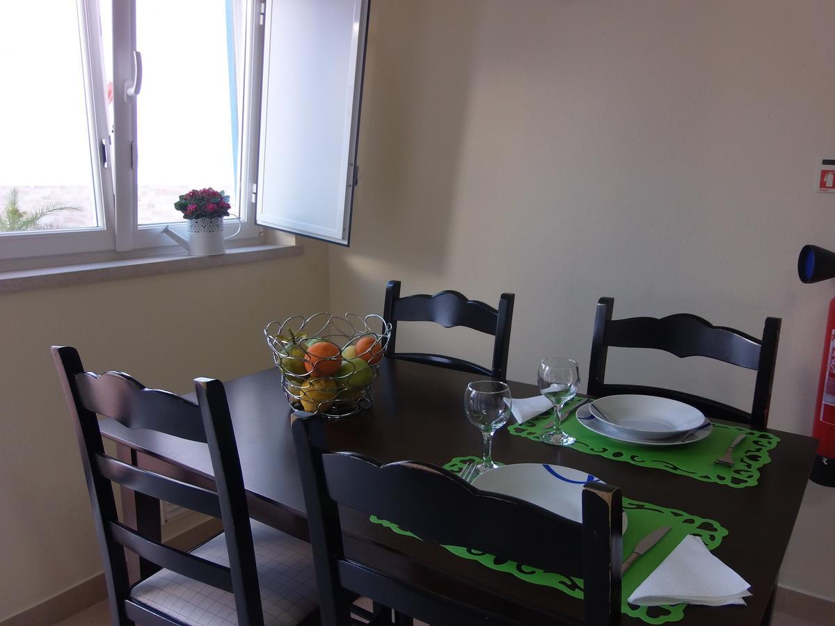Blue Moon Guesthouse Lagos Ngoại thất bức ảnh